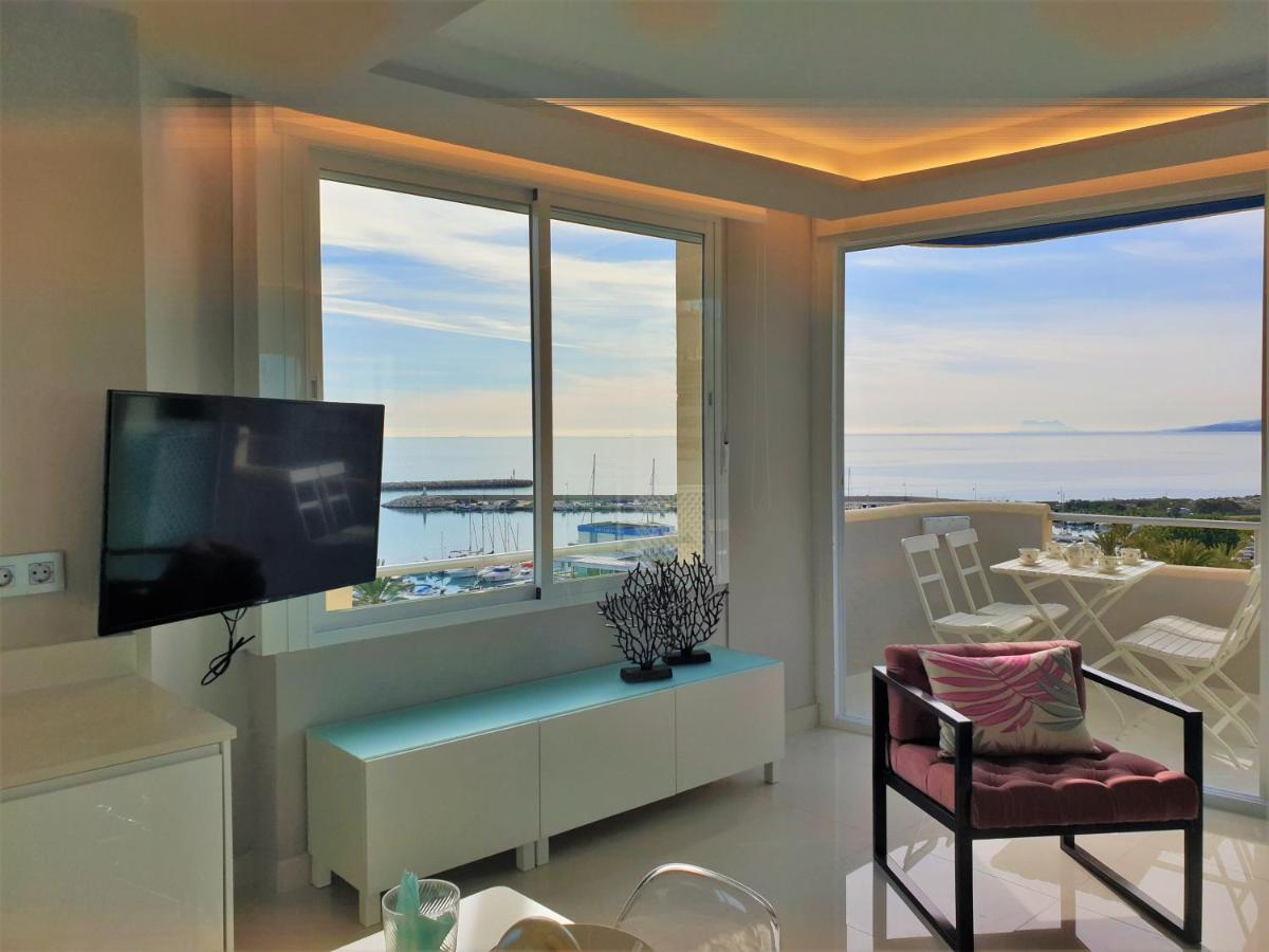 Fabulous Apartment In Front Of Sea & Marina With Incredible Views Estepona Exterior foto